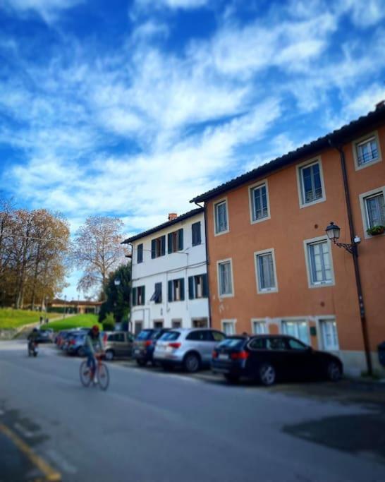 Casa Luisa - Mura Di Lucca Bagian luar foto